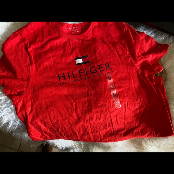 Tommy Hilfiger Outfit - Picture 3 of 4